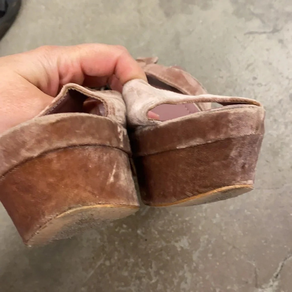 COPY - Zara  velvet platform heels - Picture 9 of 10